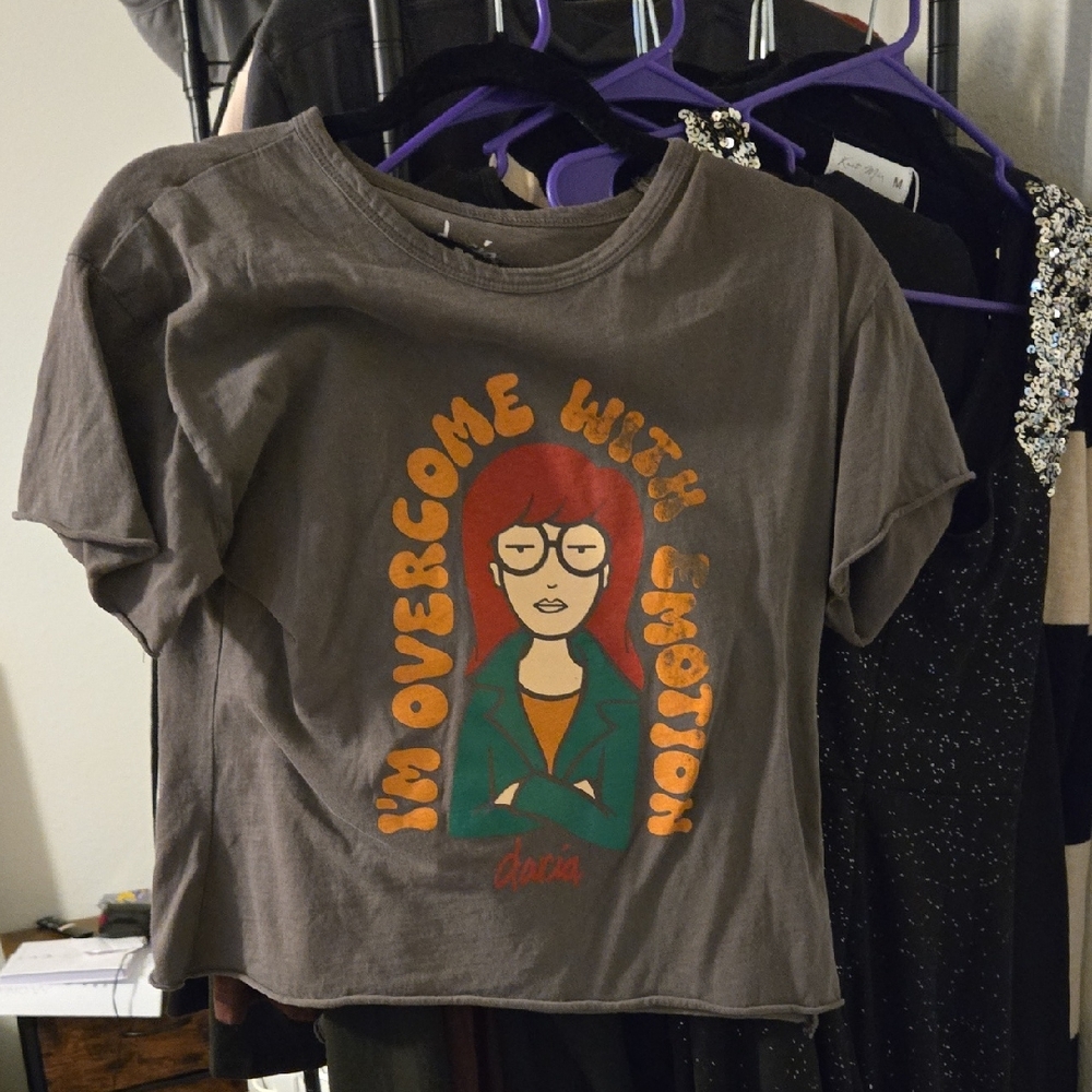 Aria Dark Gray Graphic Tee